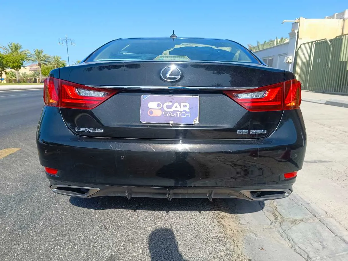Car image 6