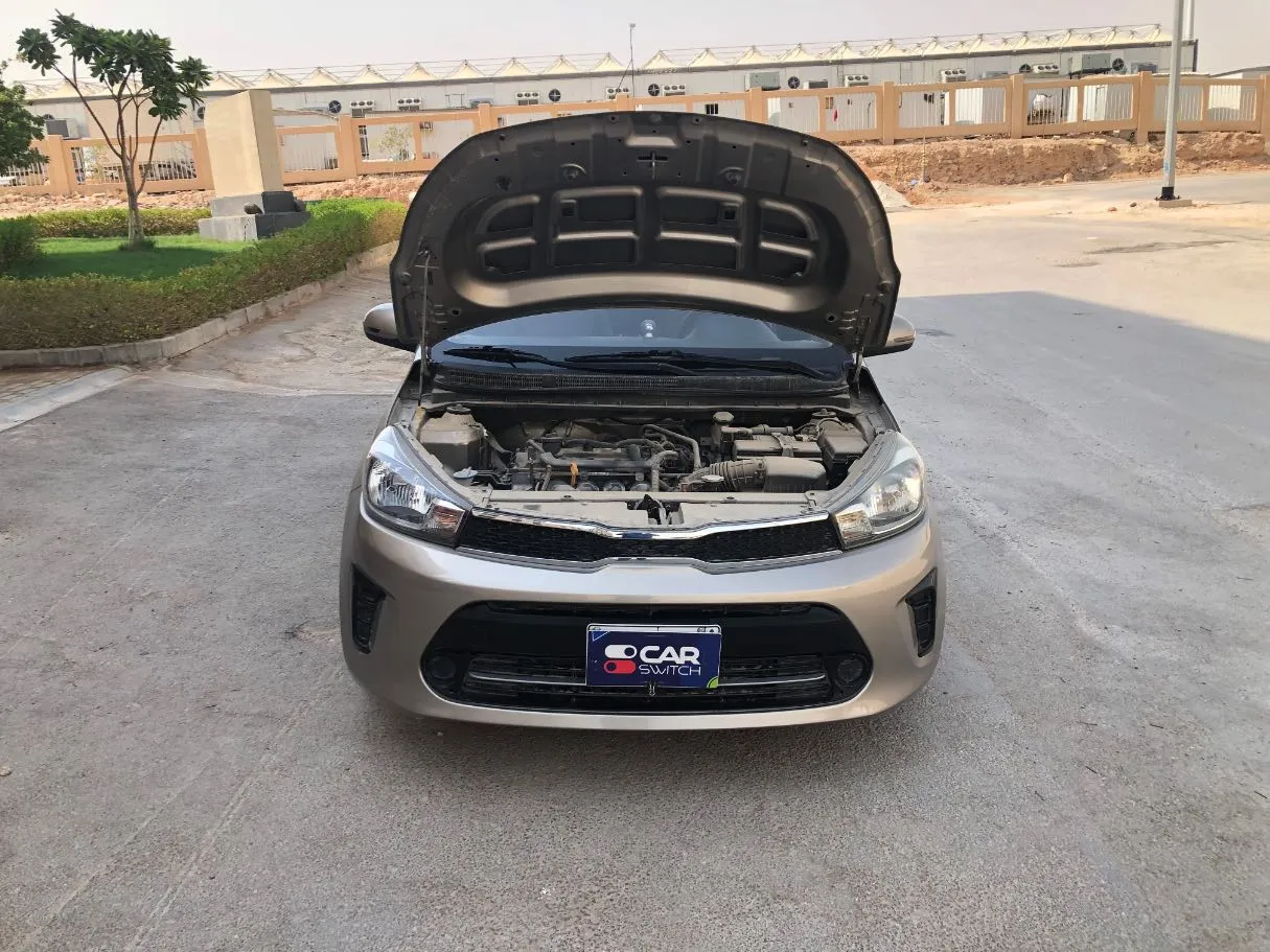 Car image 22