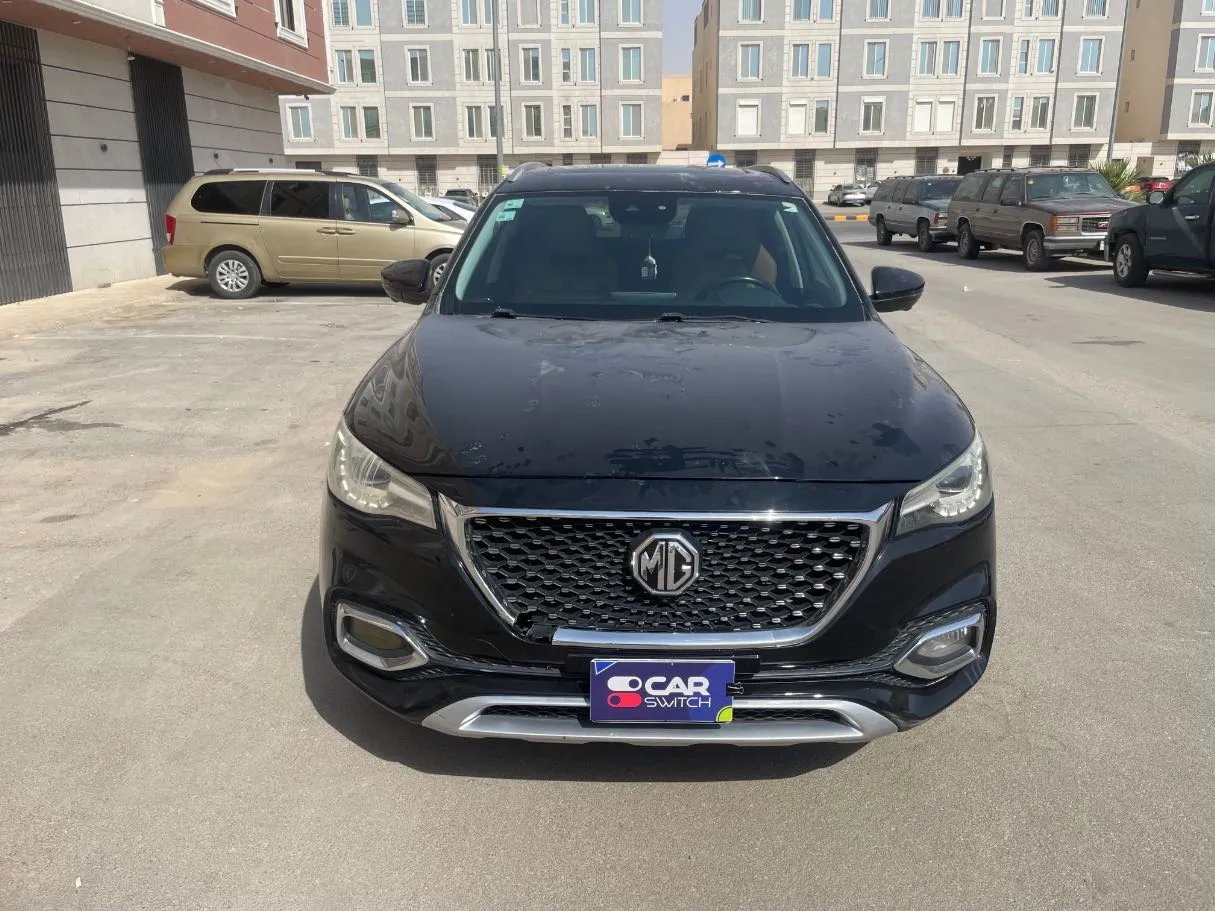 Car image 2