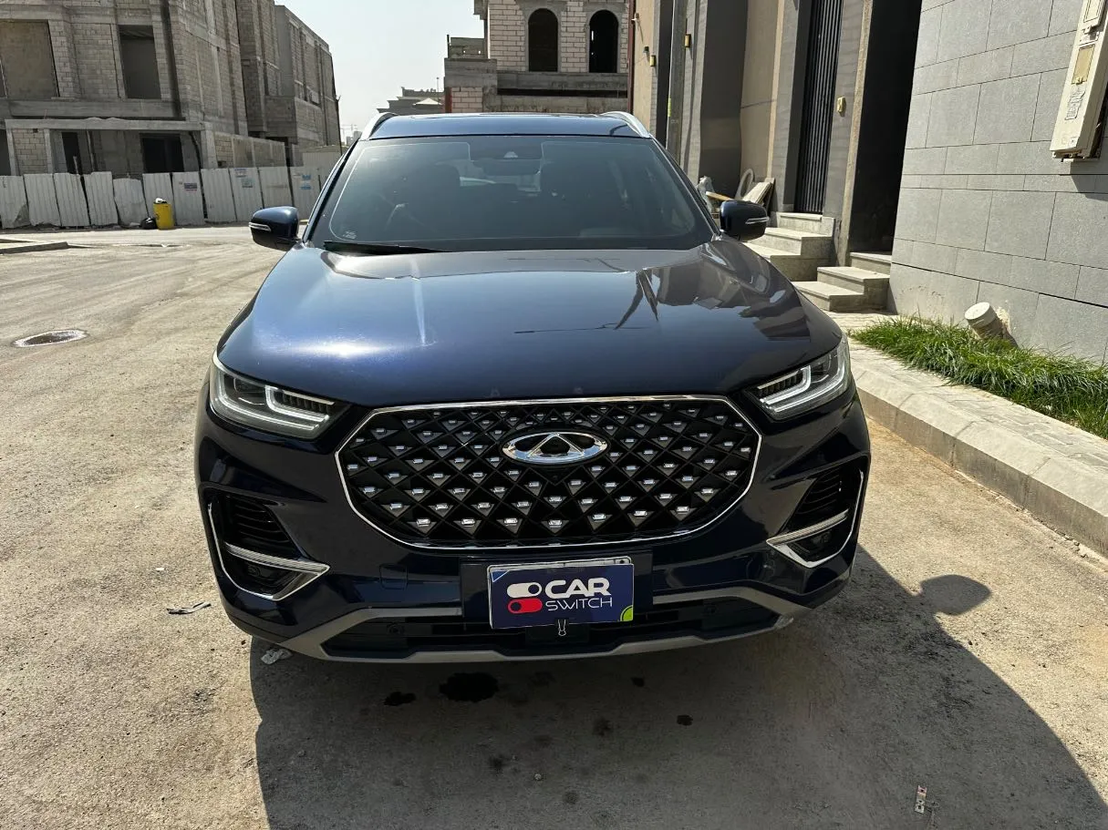 Car image 2