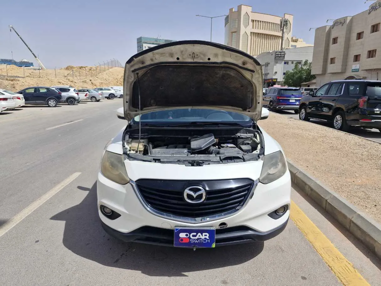 Car image 24