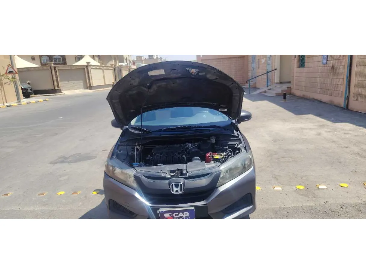 Car image 23