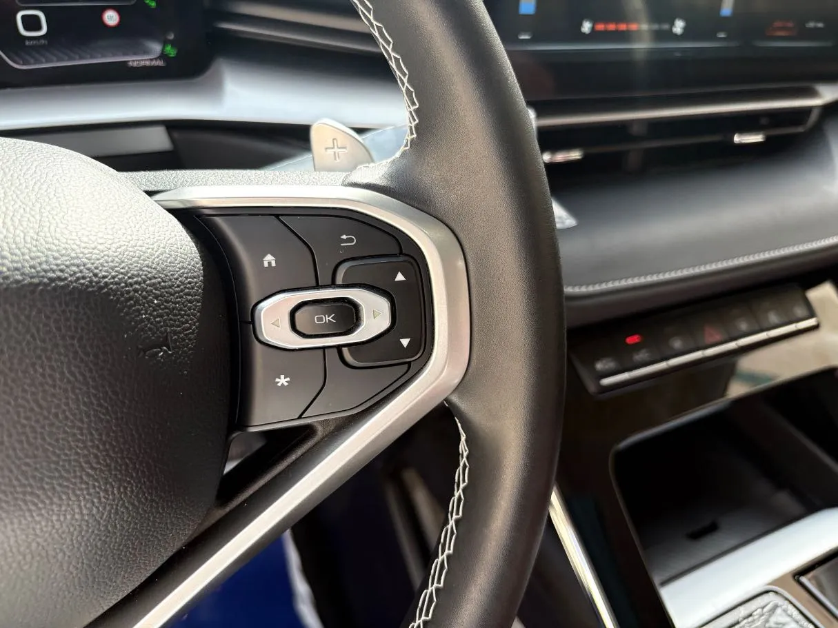 Car image 31