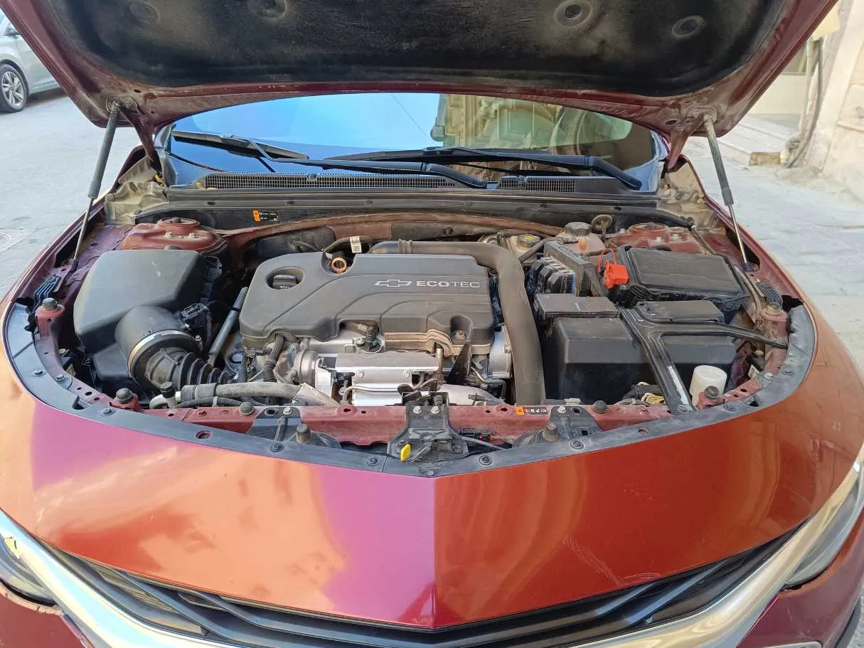 Car image 32