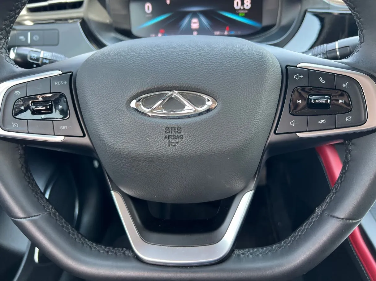 Car image 21