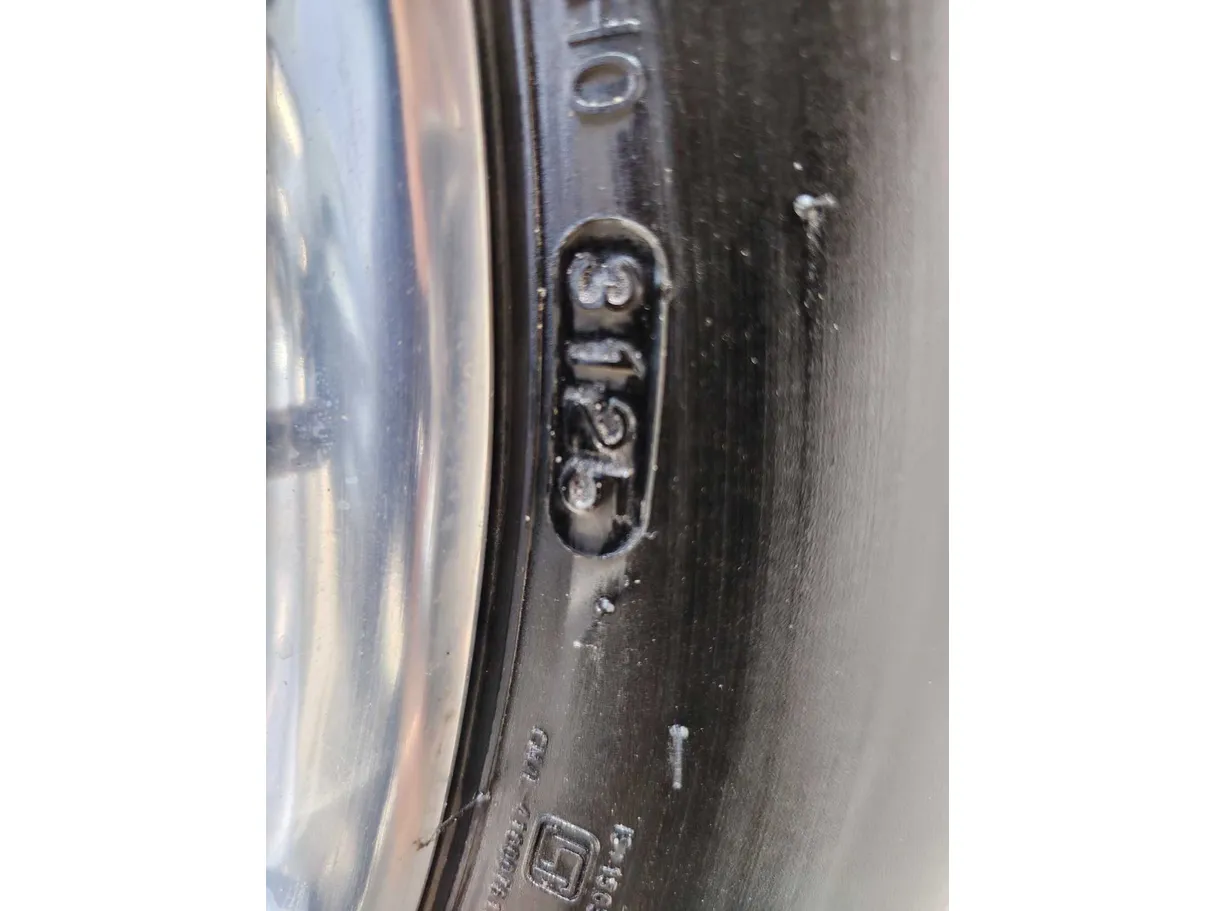 Car image 22