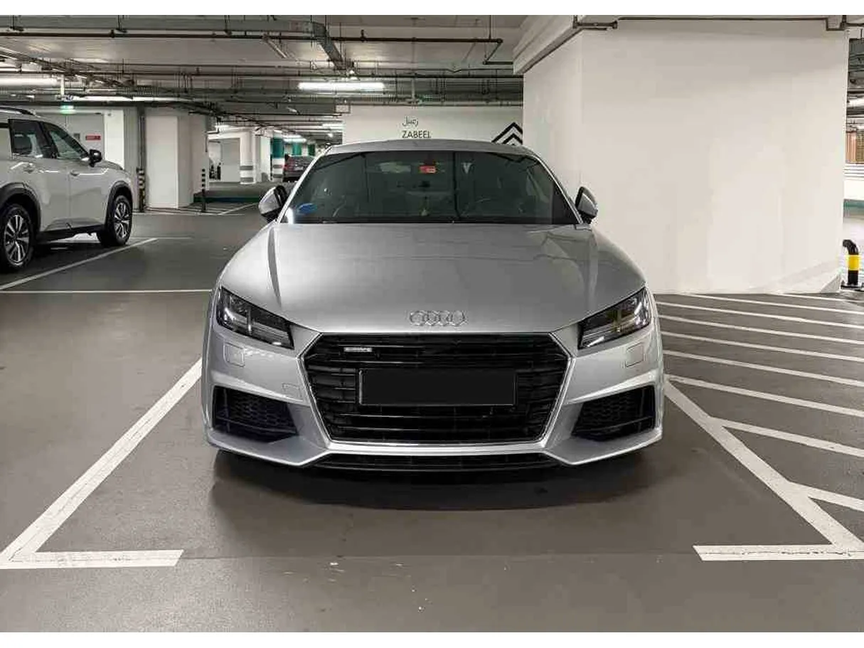 Car image 2
