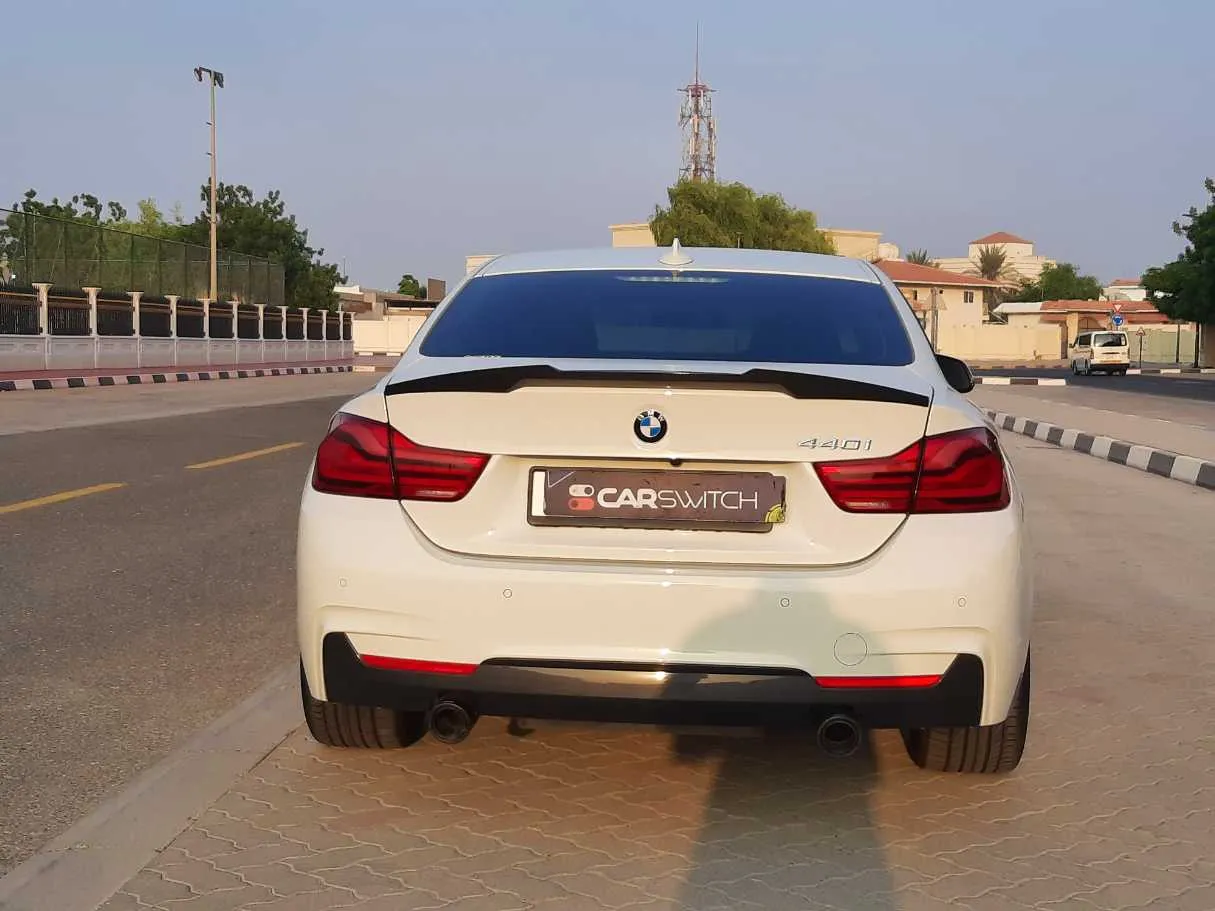 Car image 6