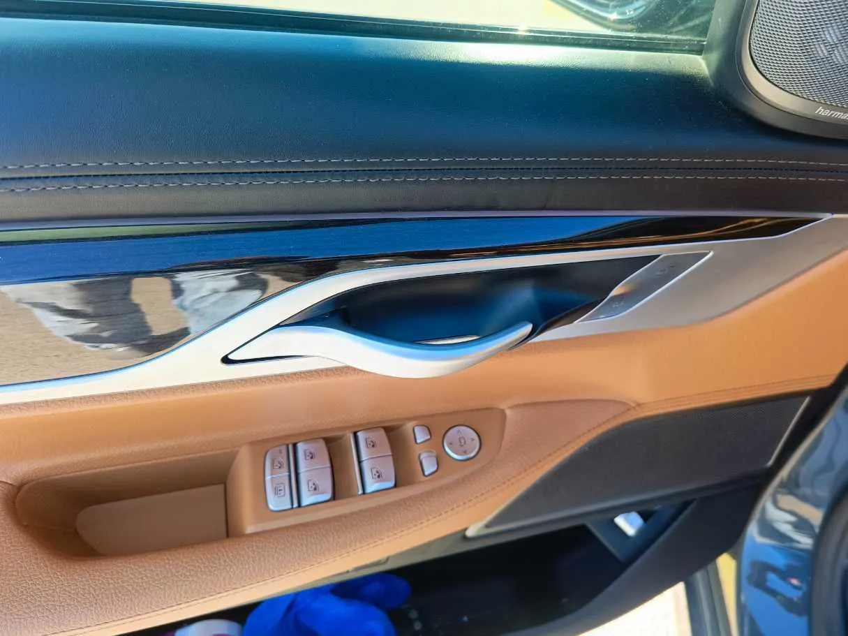 Car image 31