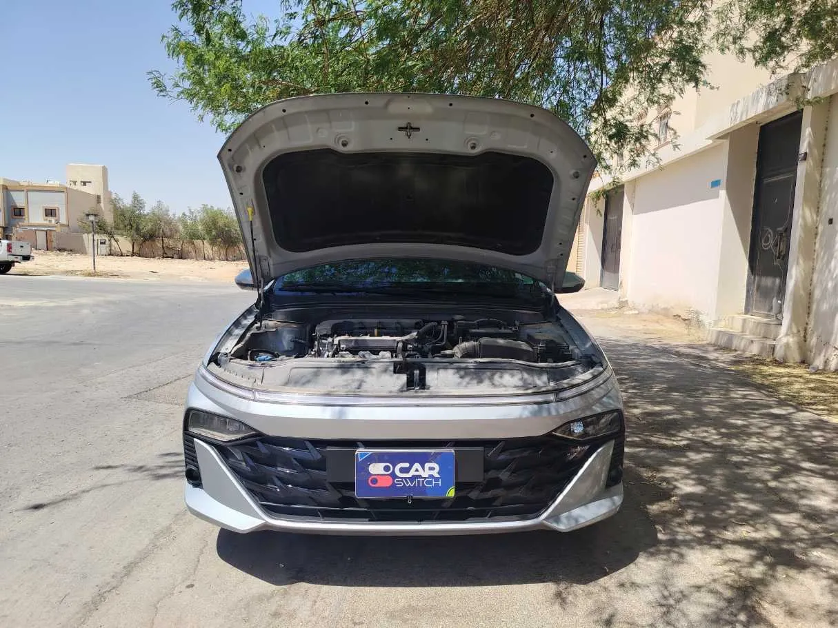 Car image 31