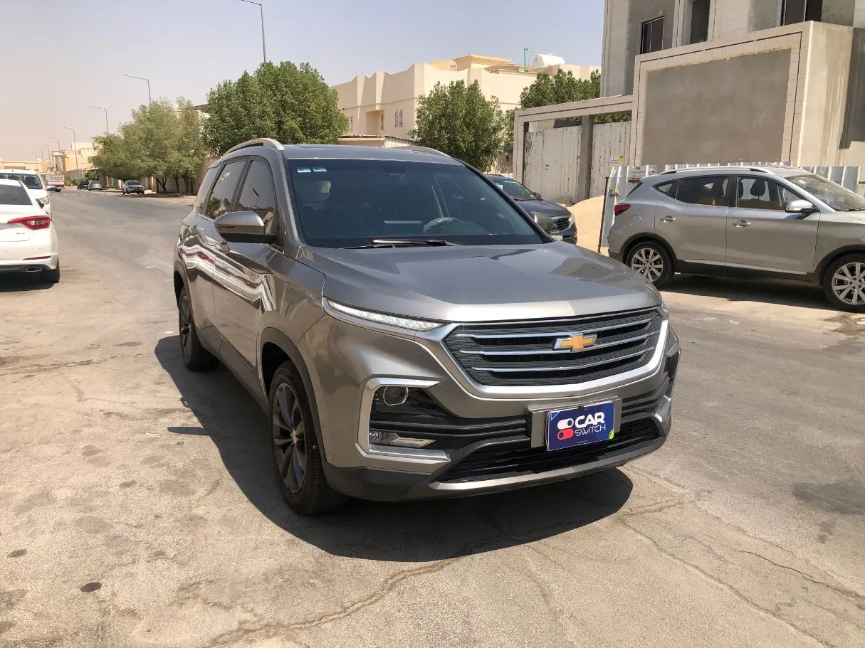 Car image 3