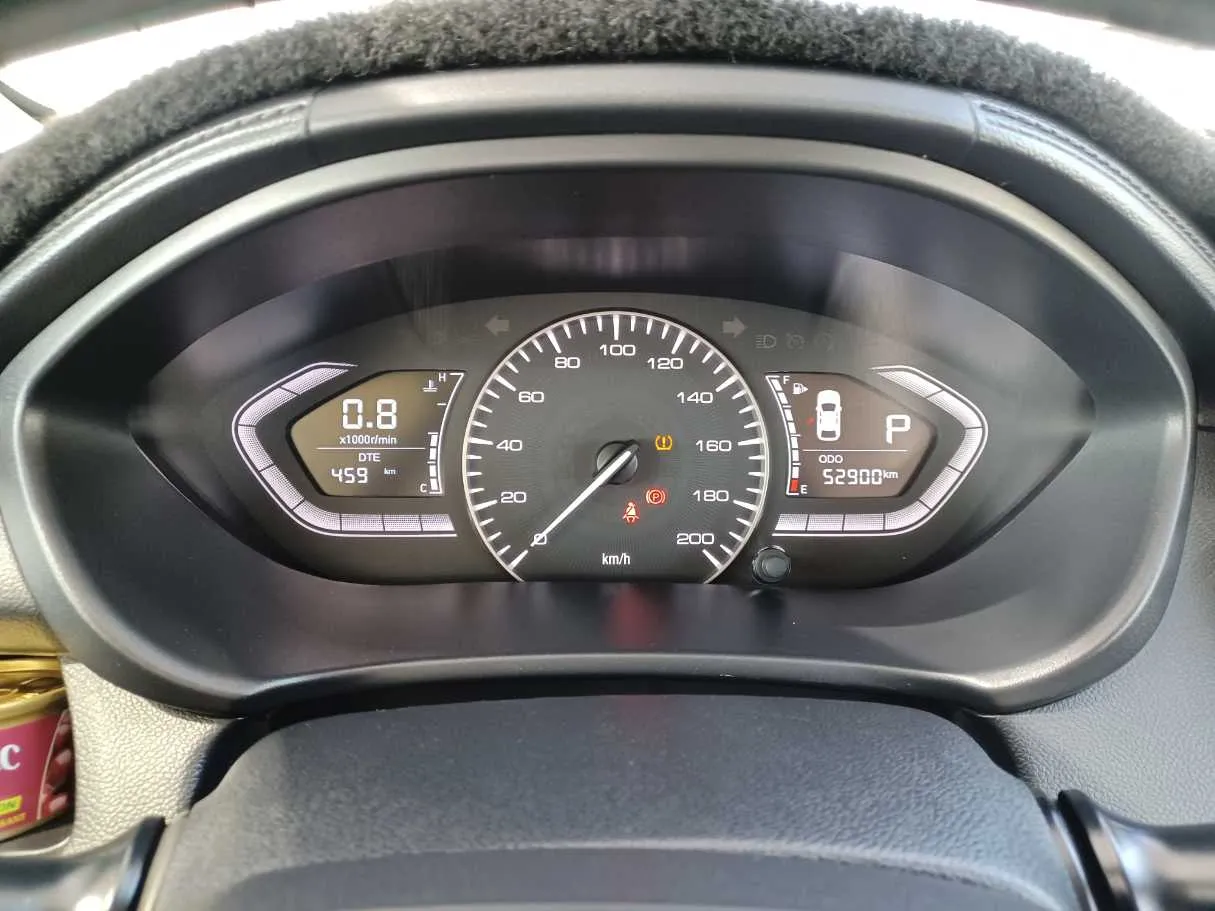 Car image 17