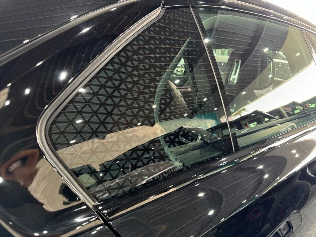 Car image 31