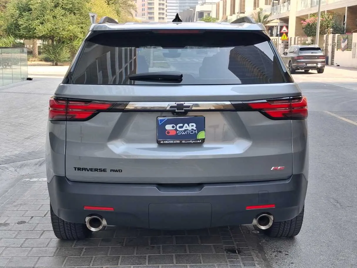 Car image 6