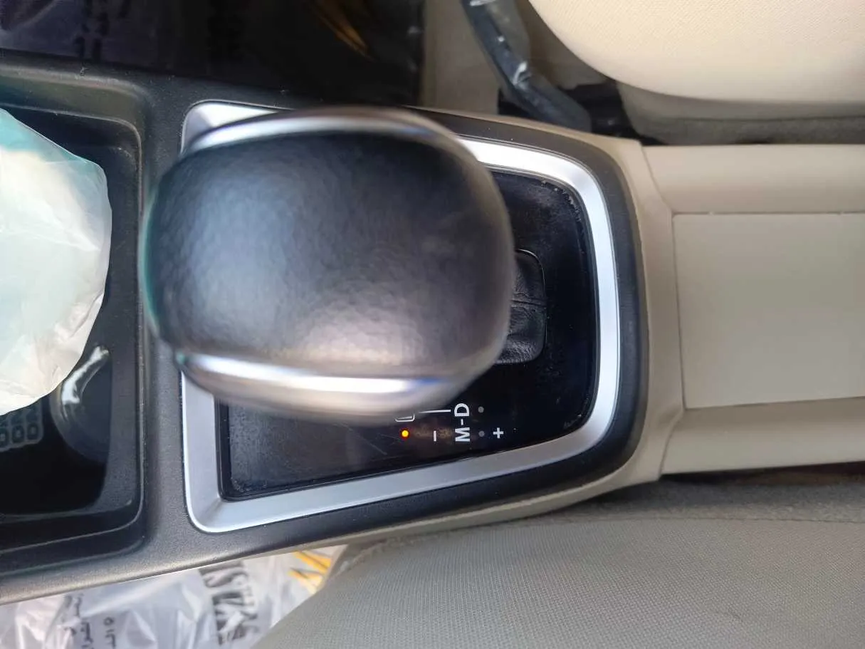 Car image 27