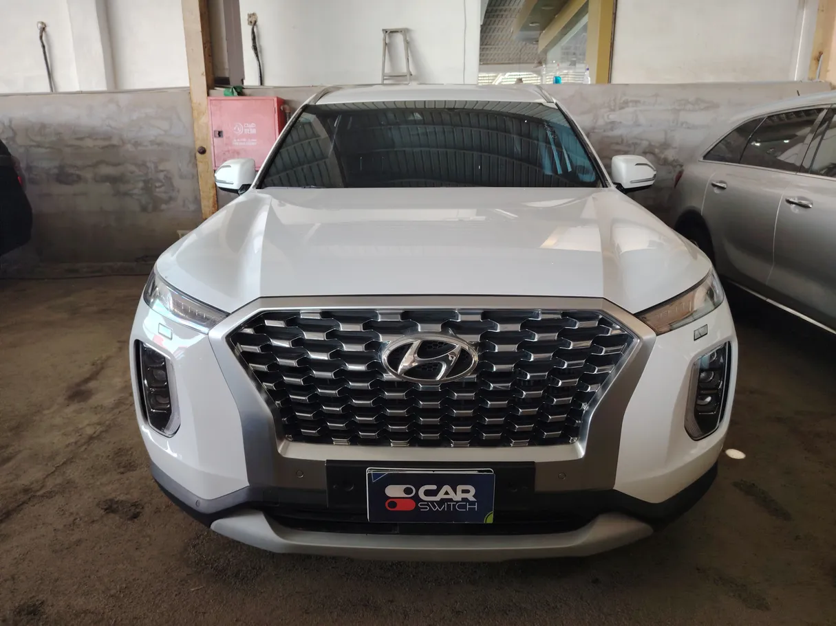 Car image 2
