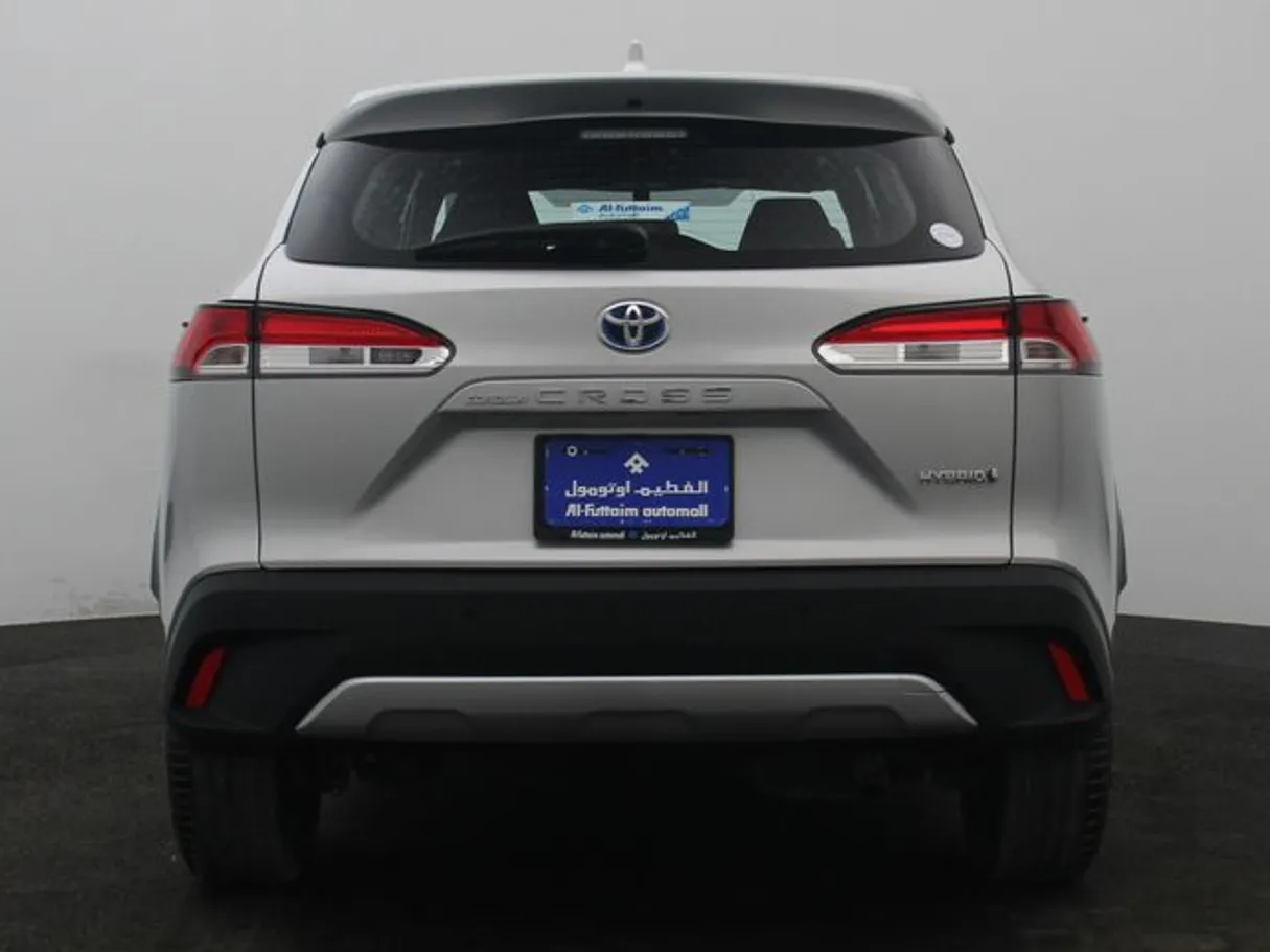 Car image 12