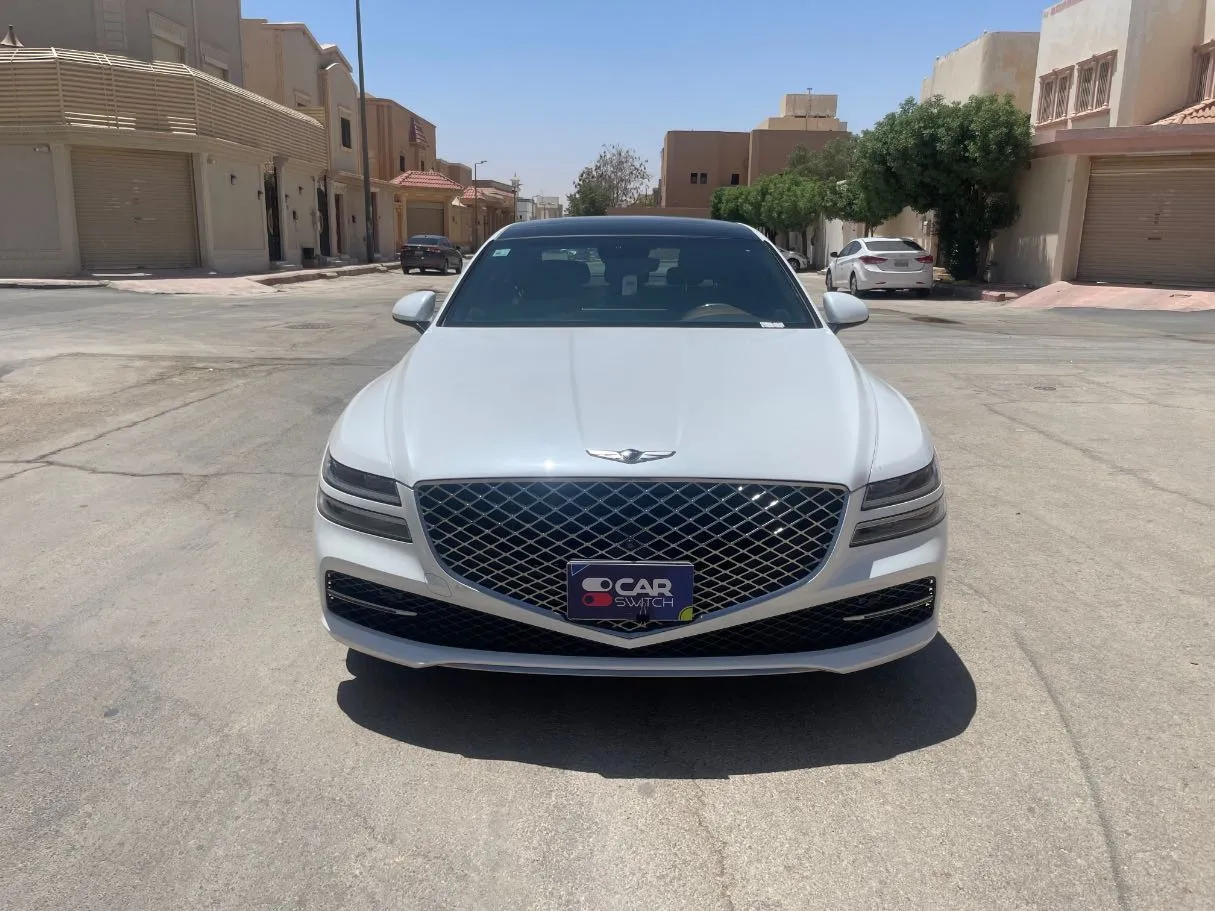 Car image 2