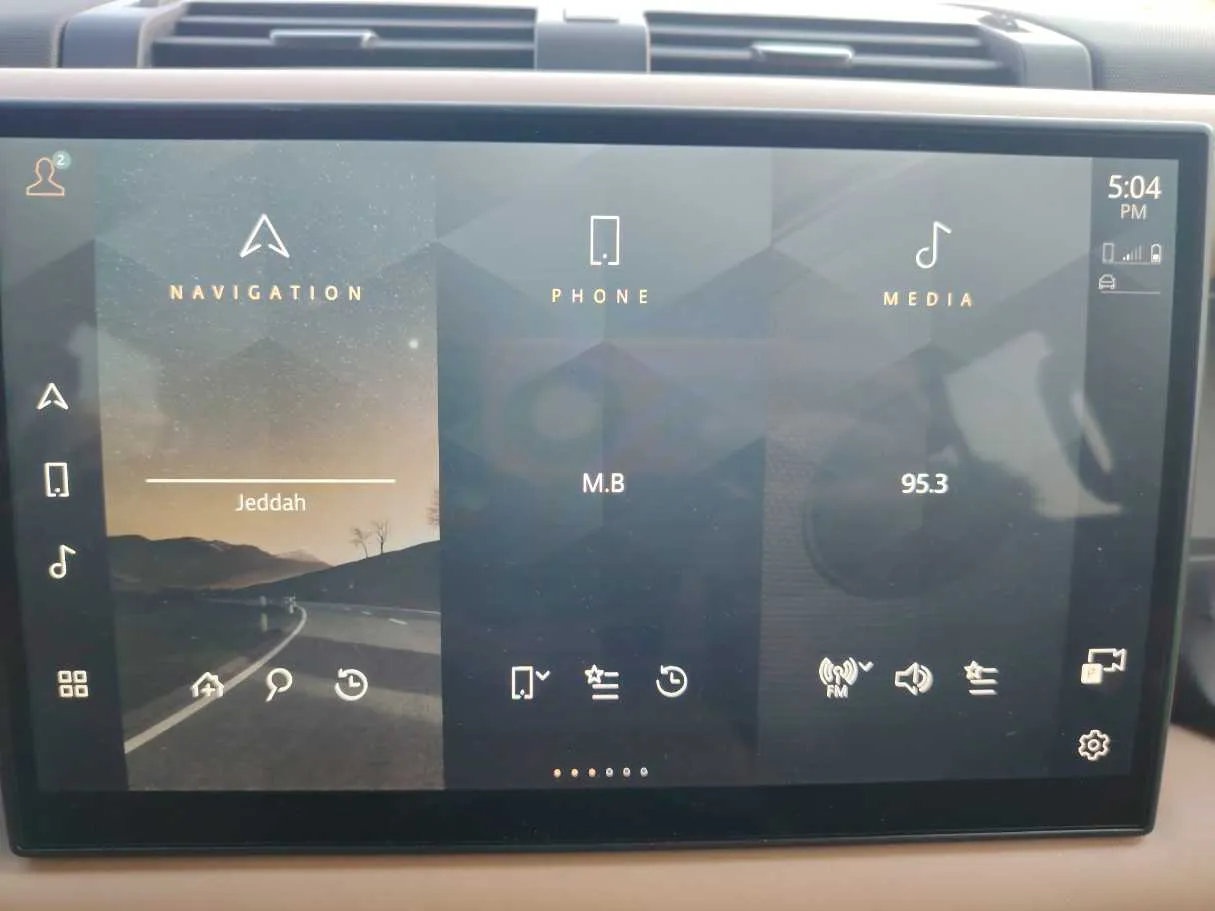 Car image 21