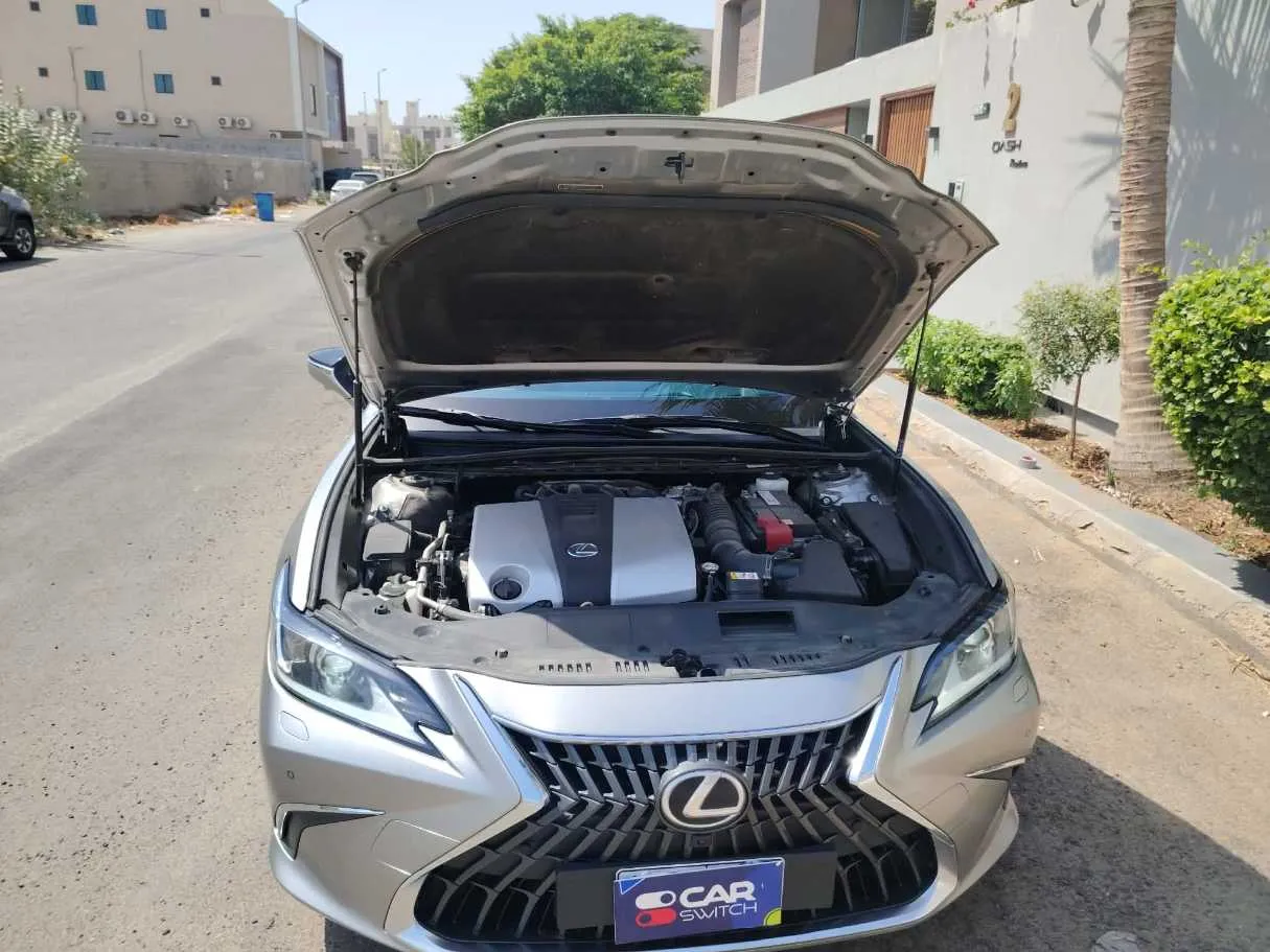 Car image 45