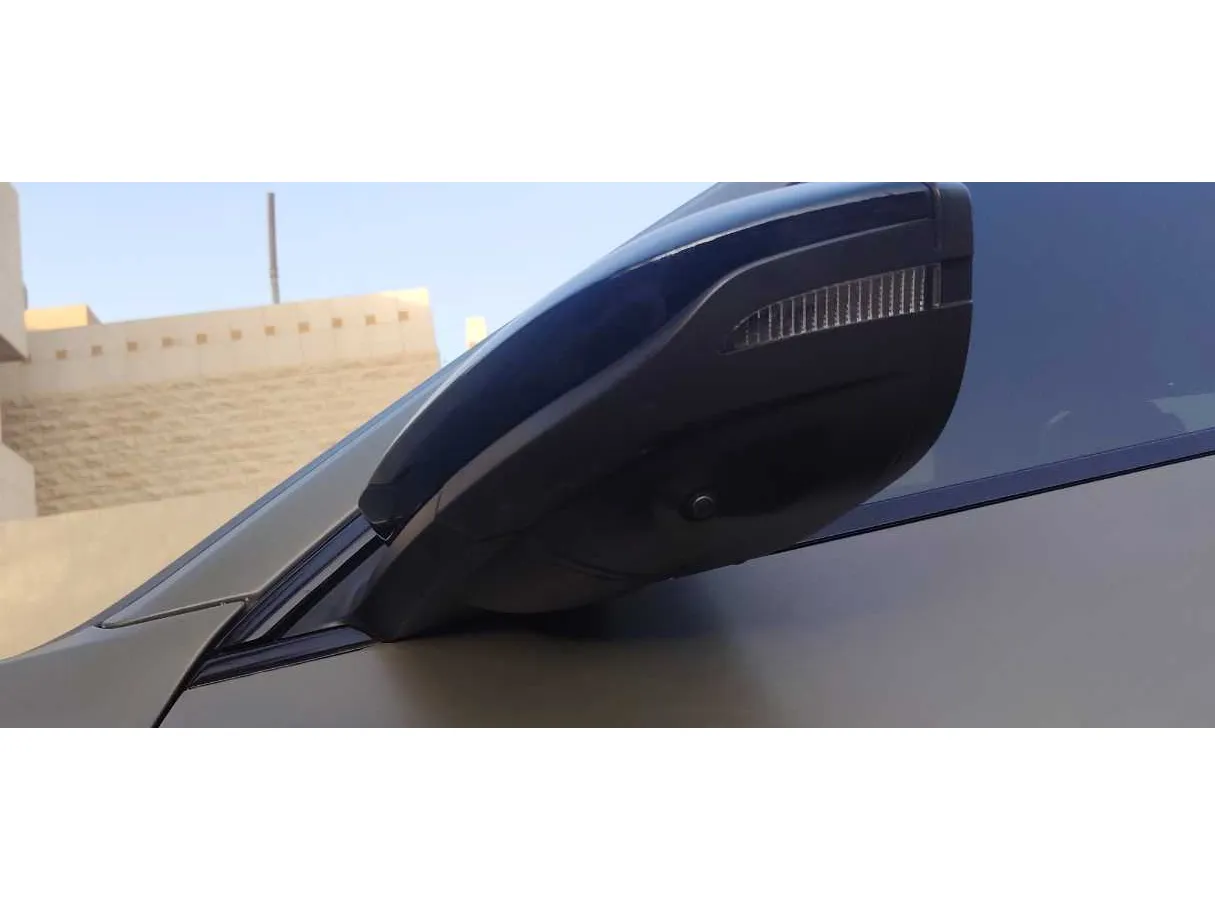 Car image 31