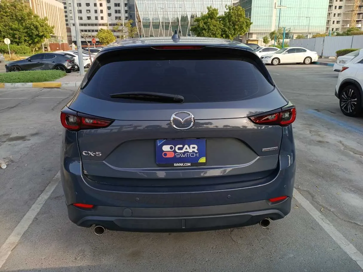 Car image 6
