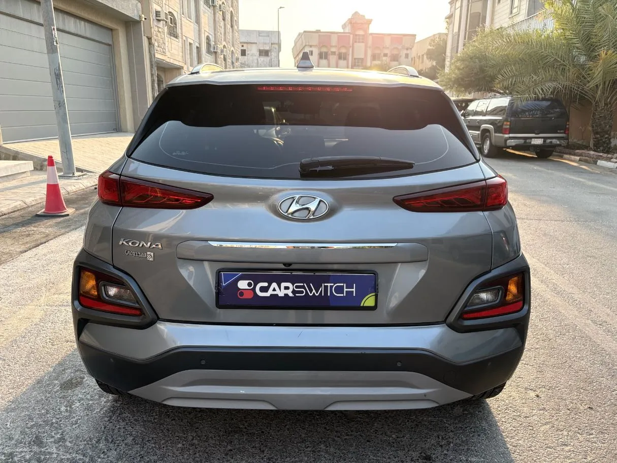 Car image 6