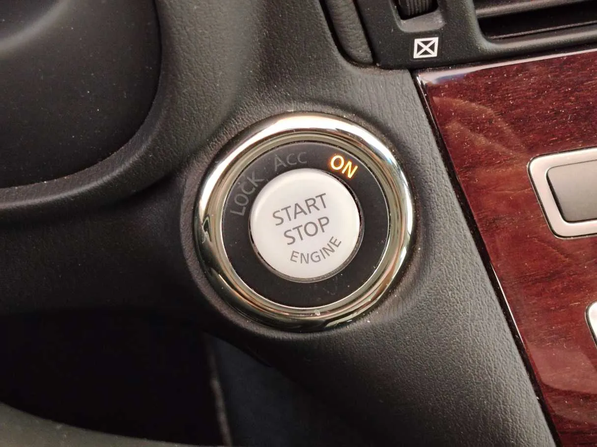 Car image 27