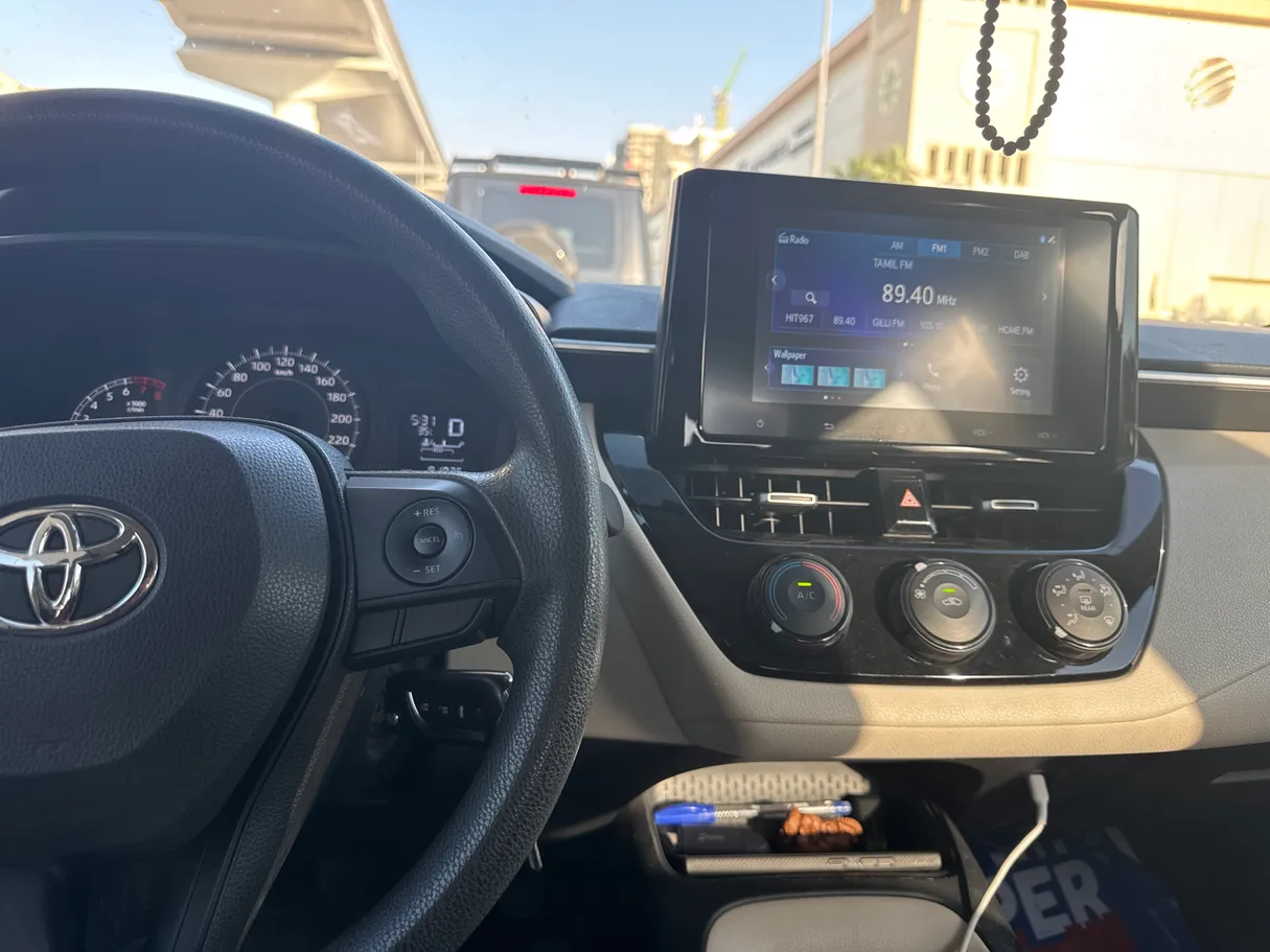 Car image 7