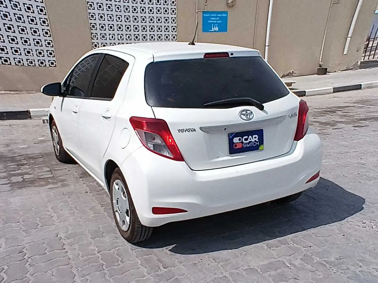 Car image 7