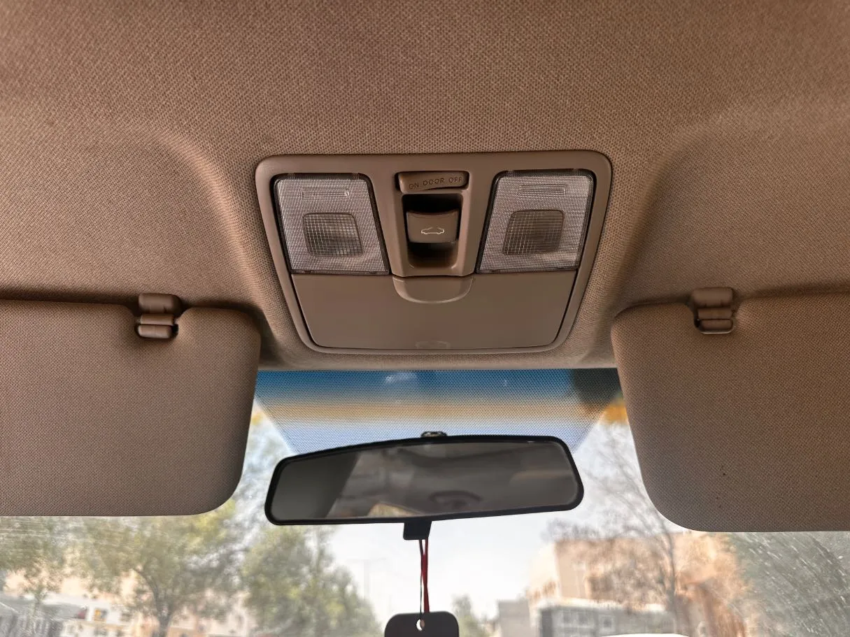 Car image 22