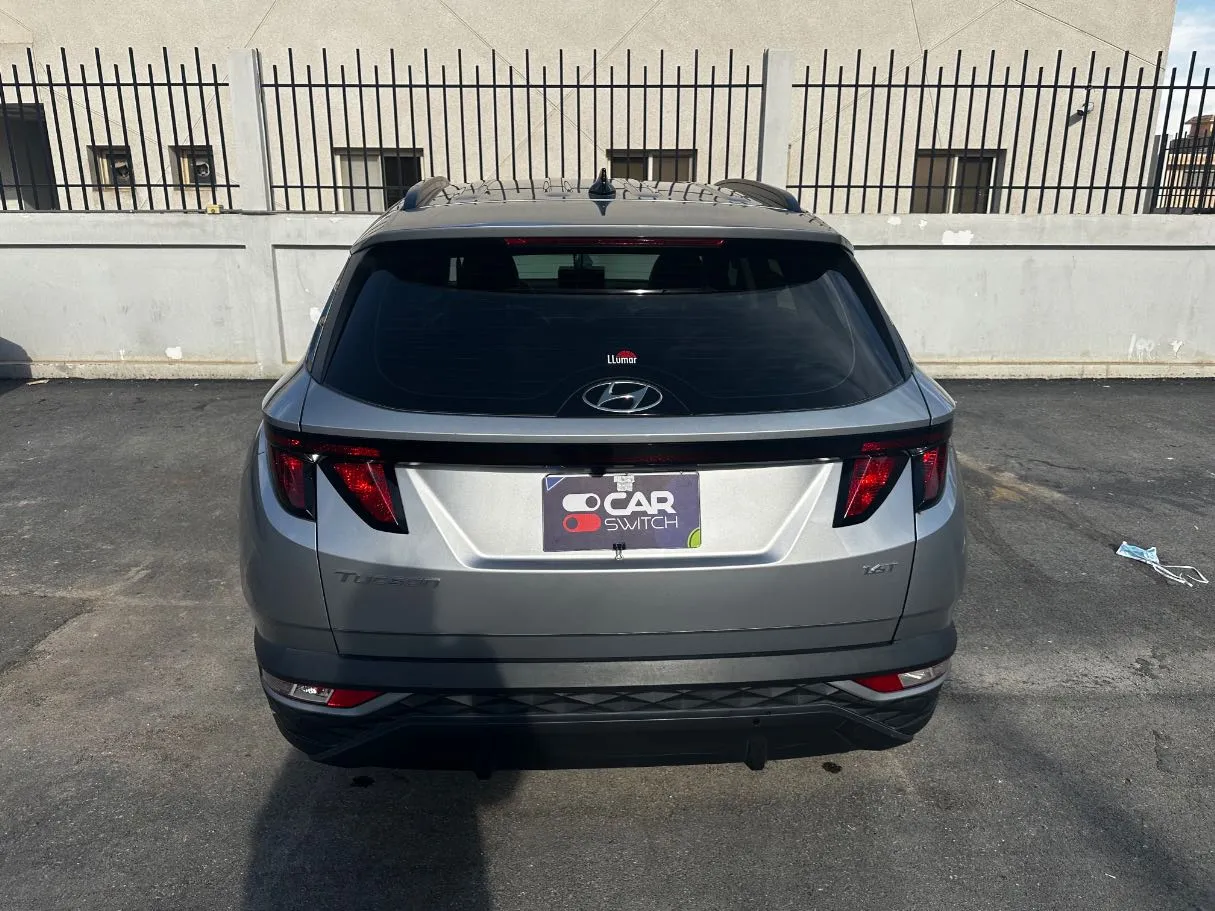 Car image 6