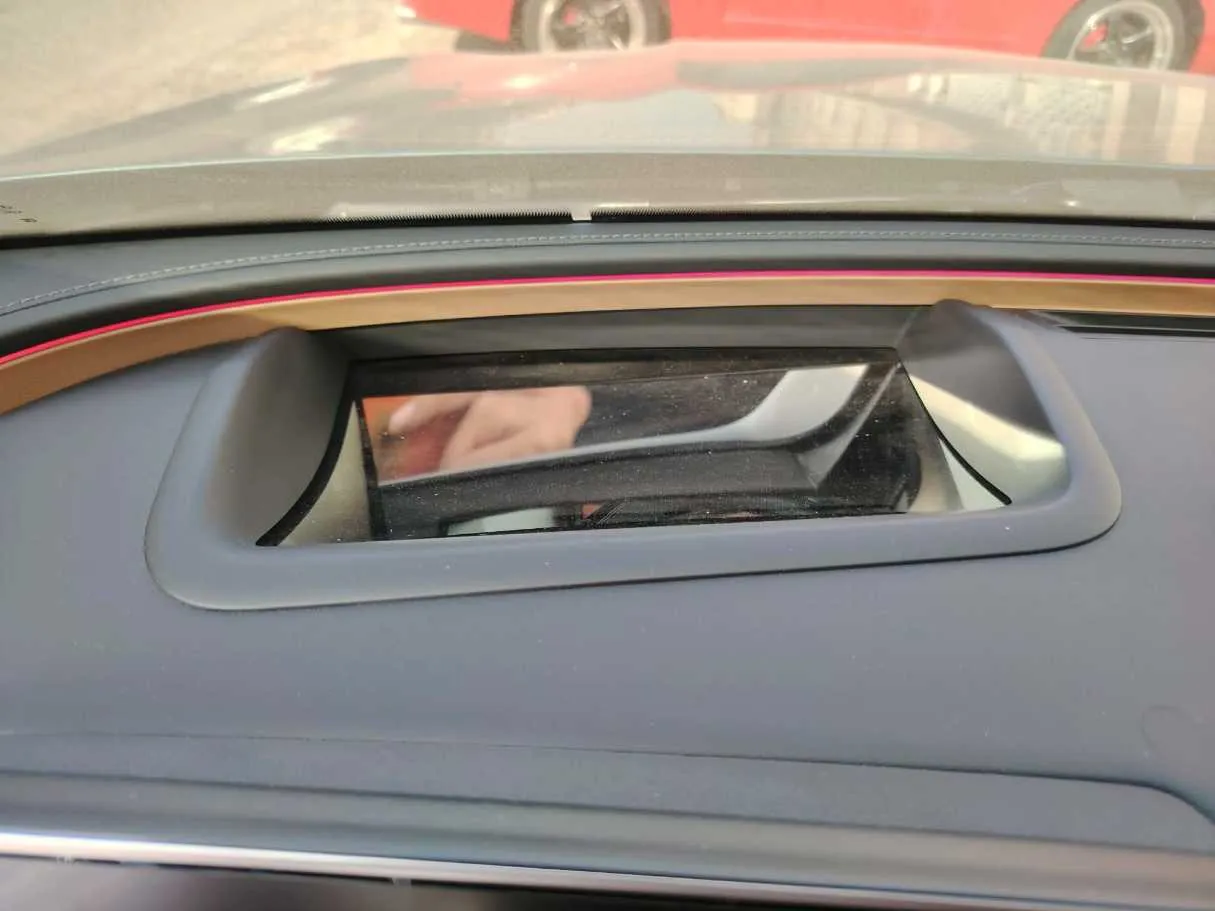 Car image 37