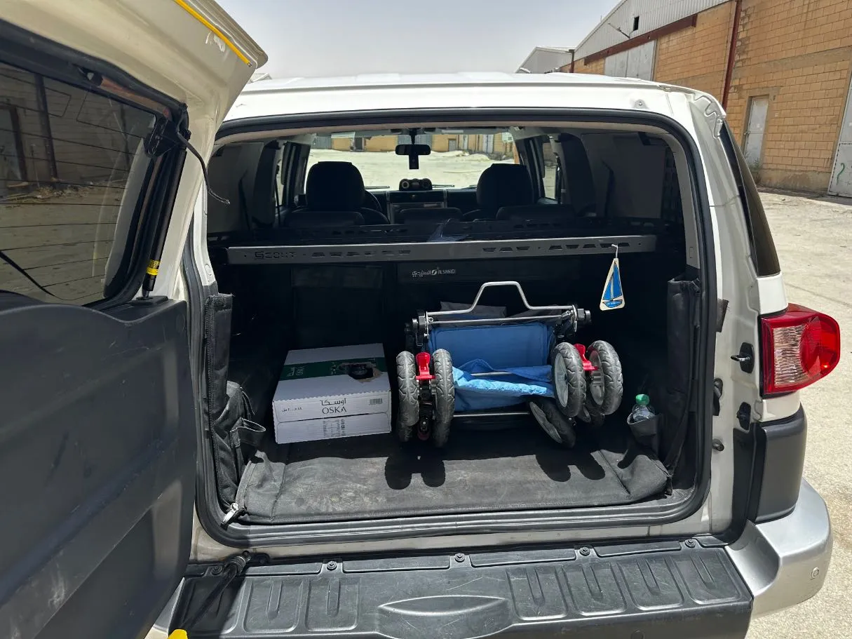 Car image 23