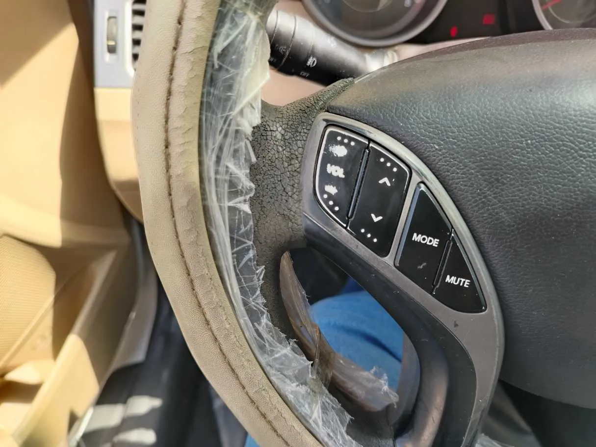 Car image 33