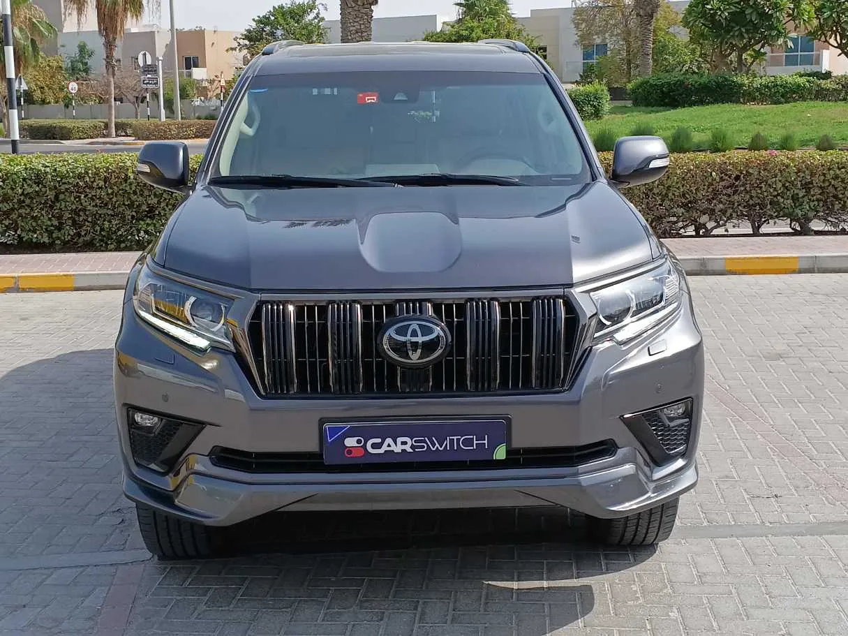 Car image 2