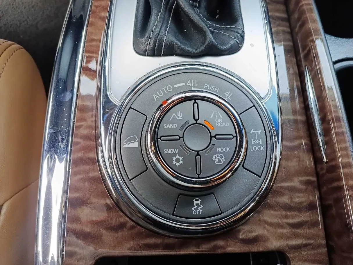 Car image 22
