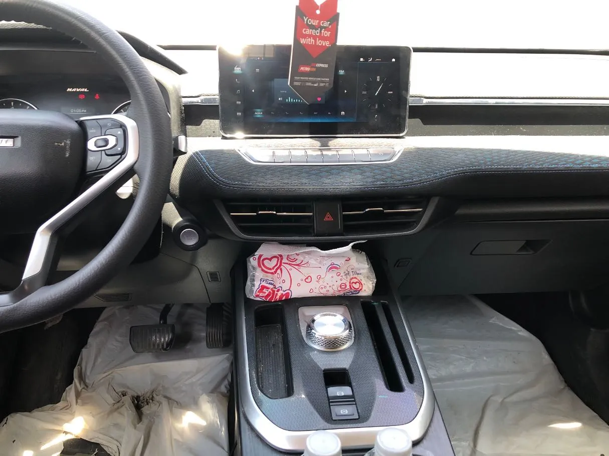 Car image 17