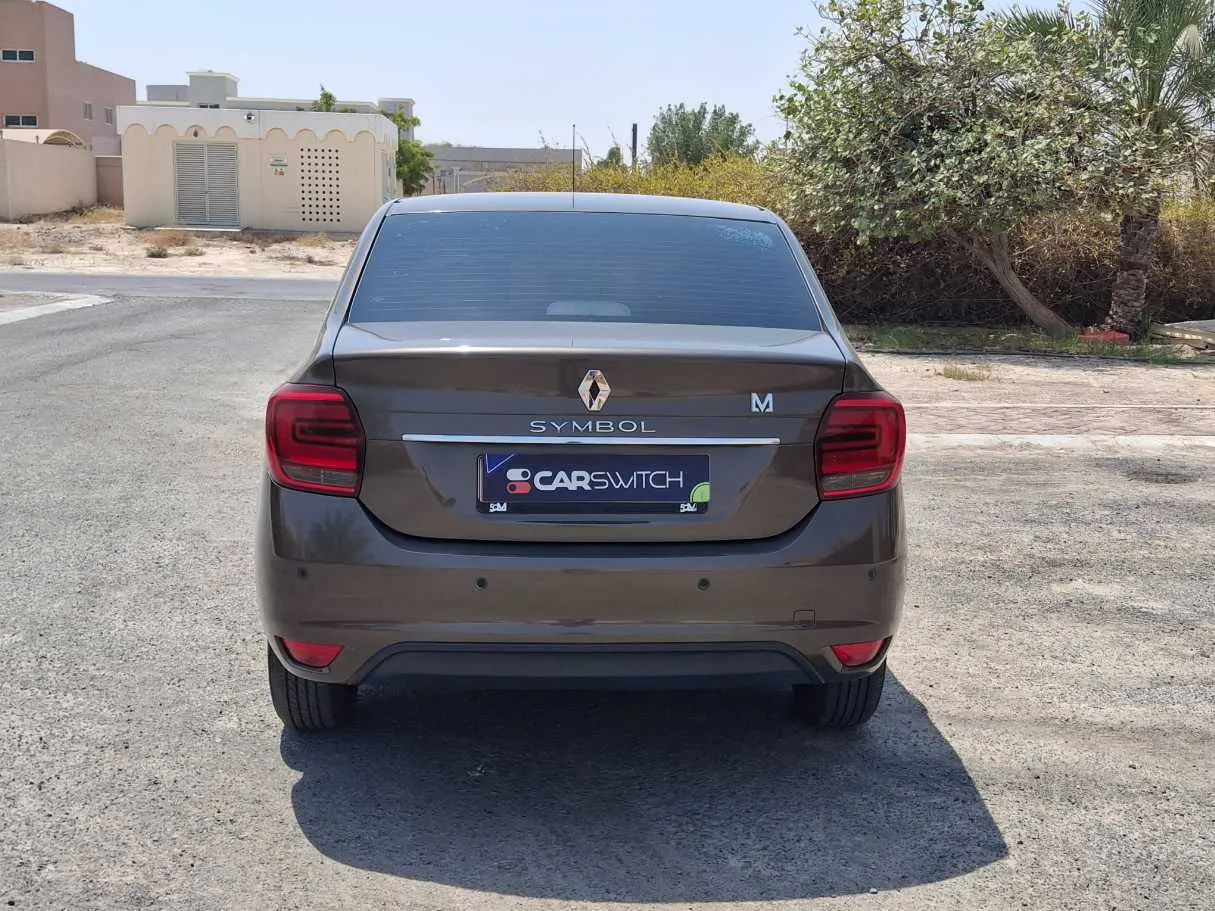 Car image 6