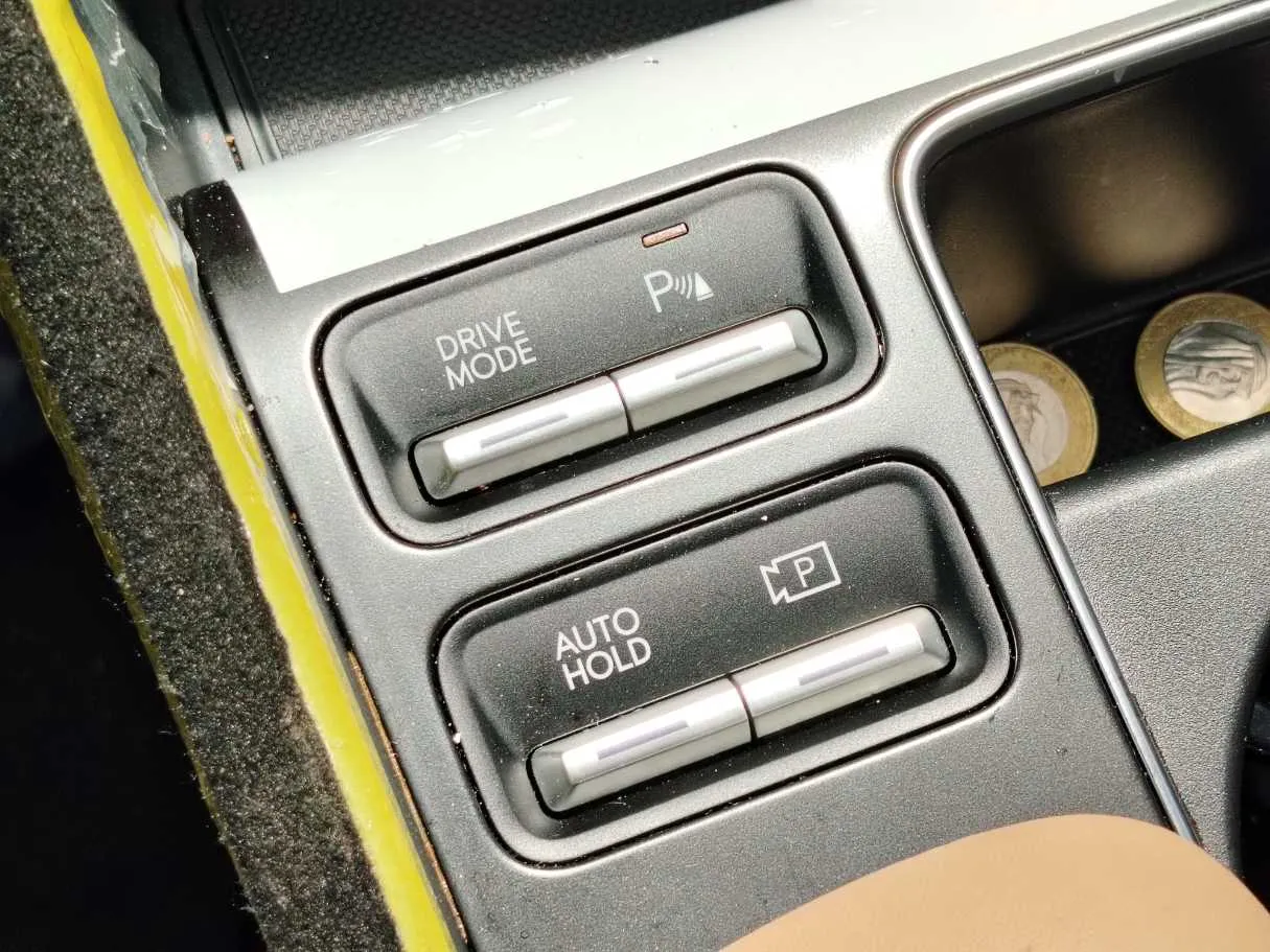 Car image 31
