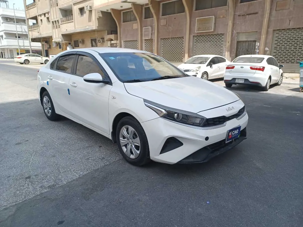 Car image 3