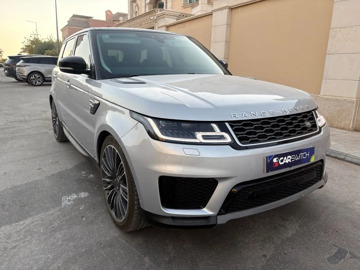 Car image 3