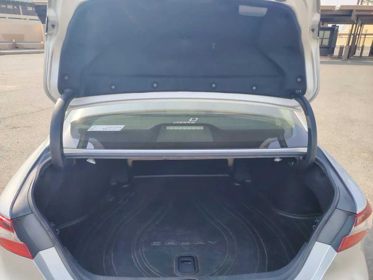 Car image 23