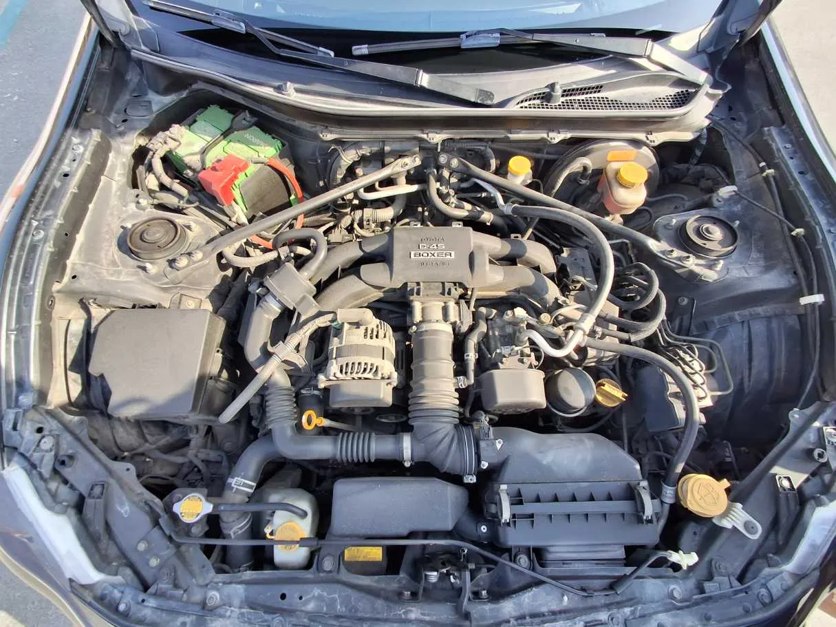 Car image 18