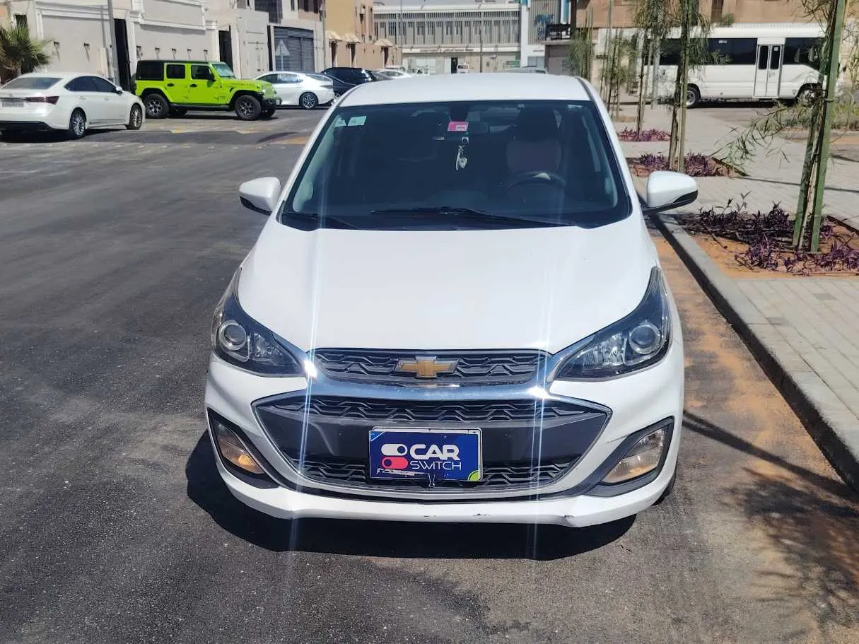Car image 2