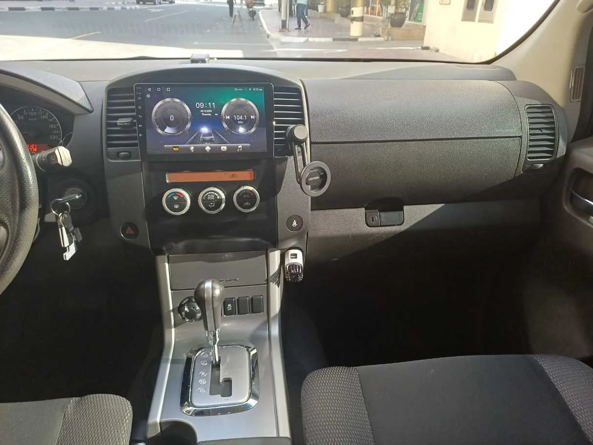 Car image 15
