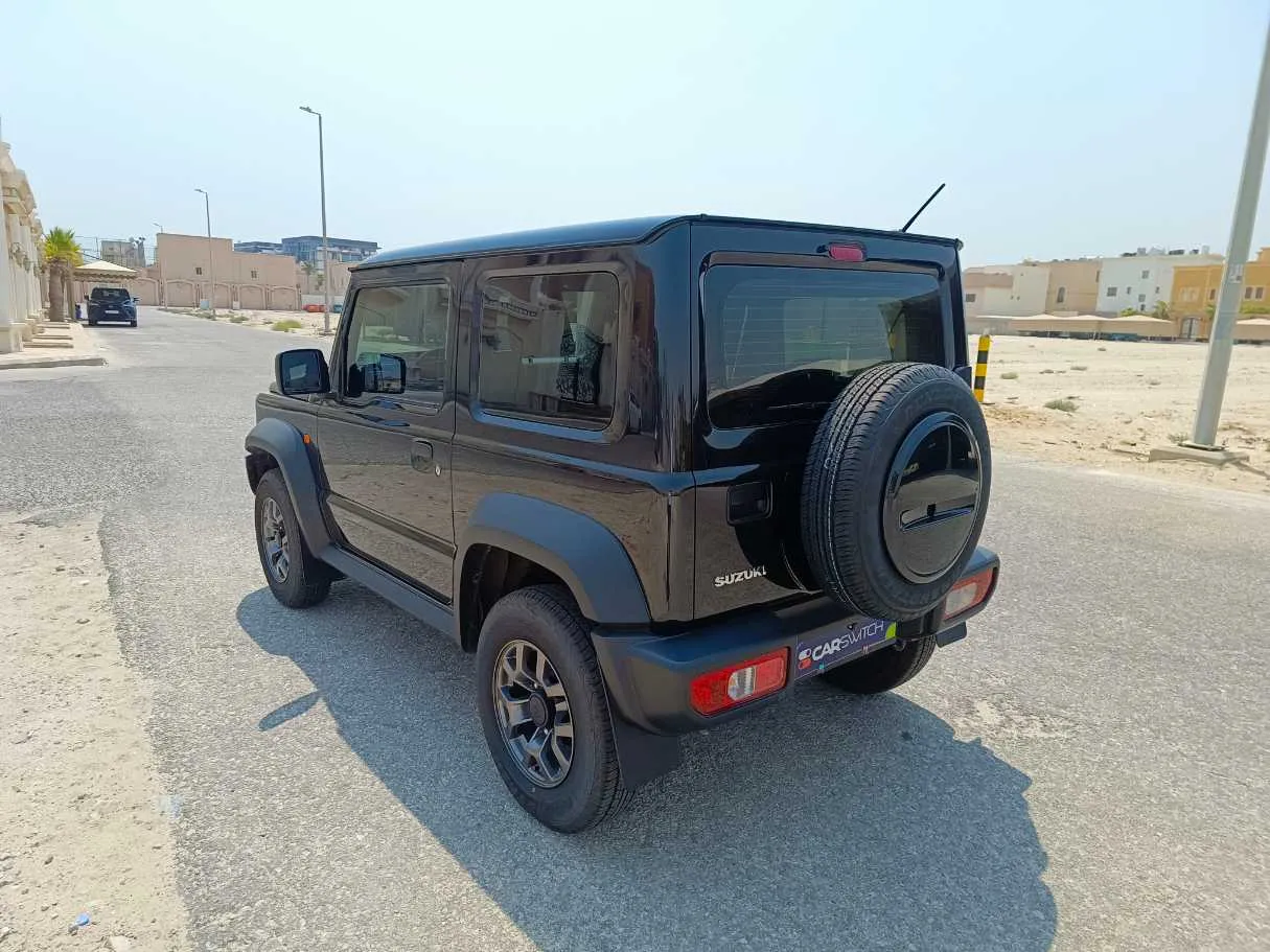Car image 7