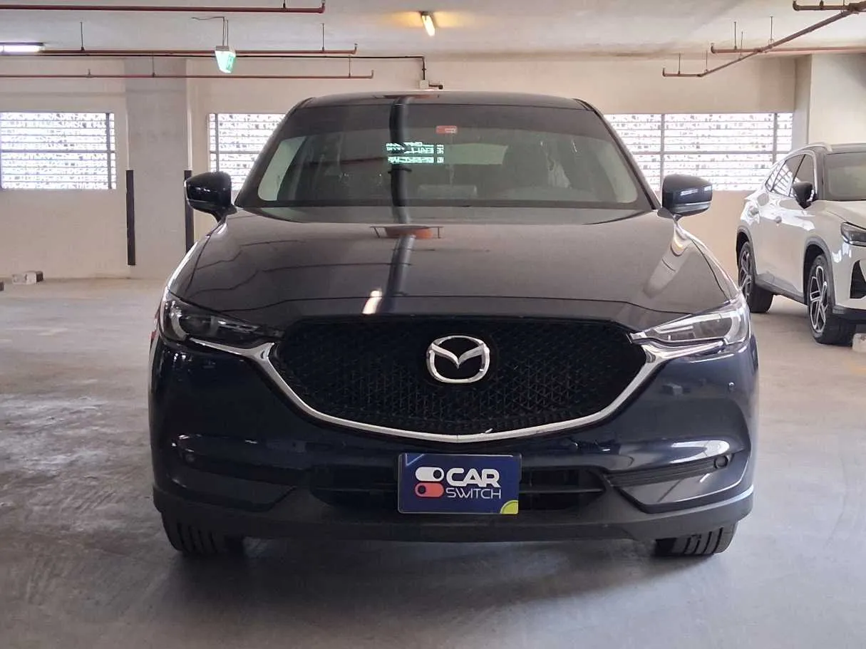 Car image 2