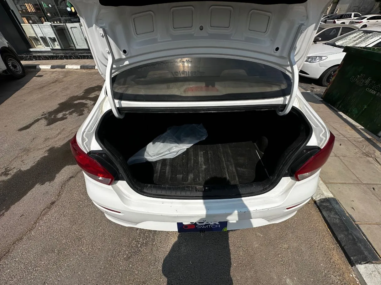 Car image 22