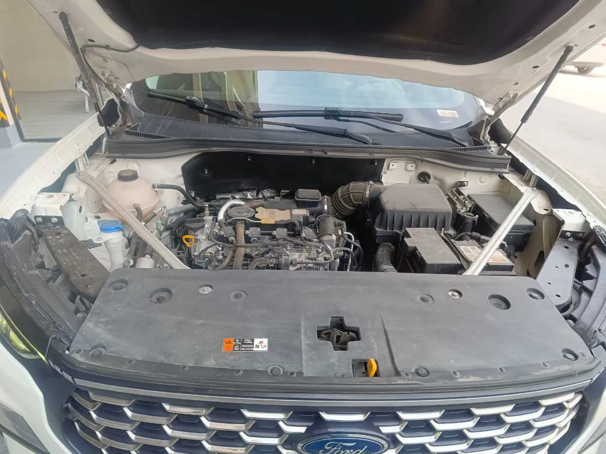 Car image 36